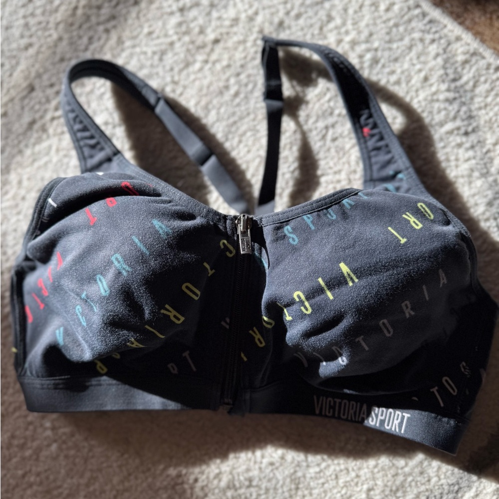 Black Sports Bra